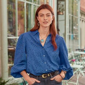 Celestine Eyelet Shirt - L, Violet