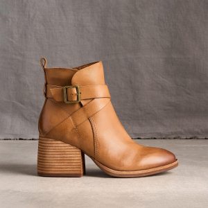 Joelle Boots - 8.5, Brown