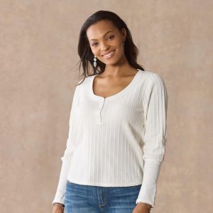 Dearly Devoted Henley - L, Marshmallow