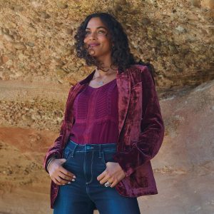 Ravell Velvet Blazer. Petite