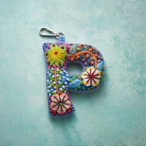 Fleur De Felt Initial Clip - Multi, P